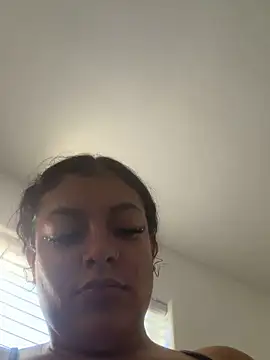 allybluee777のライブXXXチャット