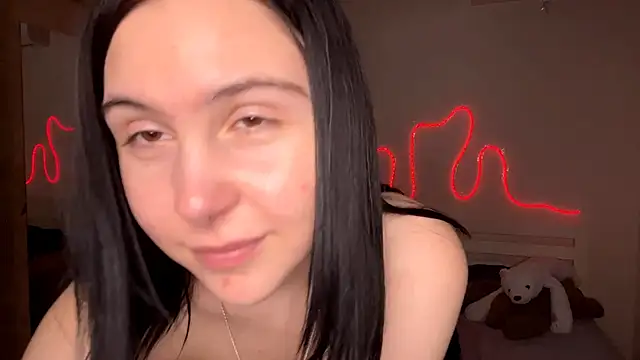 MyraLitterers Adlı Modelin Canlı XXX Sohbeti