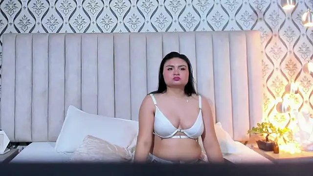 April_Lane: онлайн-секс-чат