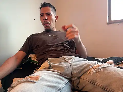 Im_steven: απευθείας συνομιλία ΧΧΧ