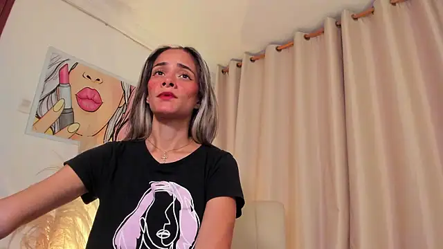 SkiinnyAna élő XXX-chatje