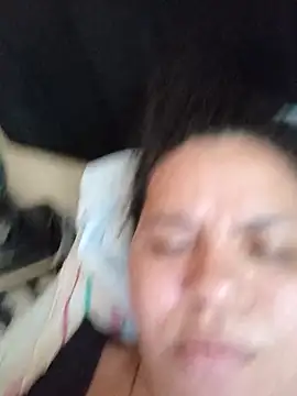 Ravena2290 即時 XXX 聊天