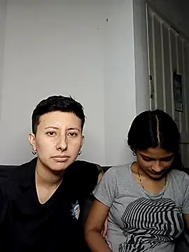 Mei_and_Gaby's Live XXX Chat