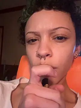 jojosbizarrelyfのライブXXXチャット