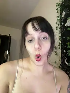 عرض كام Helena_manok