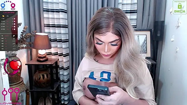 Fantacyoflove Live XXX Chat