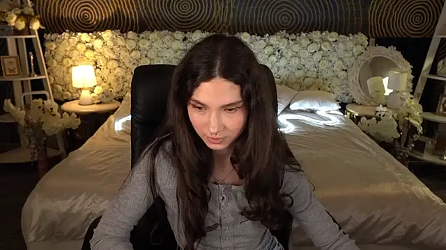 BabyFlowerr's Live XXX Chat