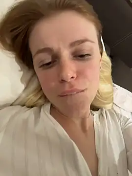 Živý XXX chat HarrietDart