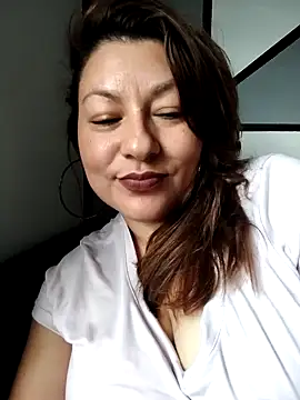 sakotodika Chat XXX live