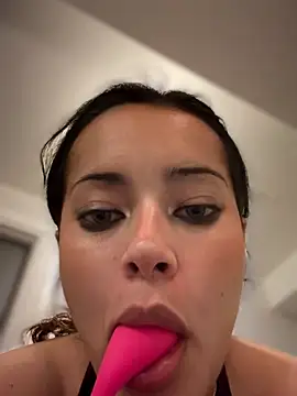 Risky_Workouts' Webcam Show