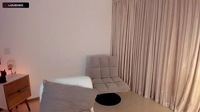 vangie_: онлайн-секс-чат