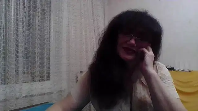 Show modela SilviaSky51 na web-kameri