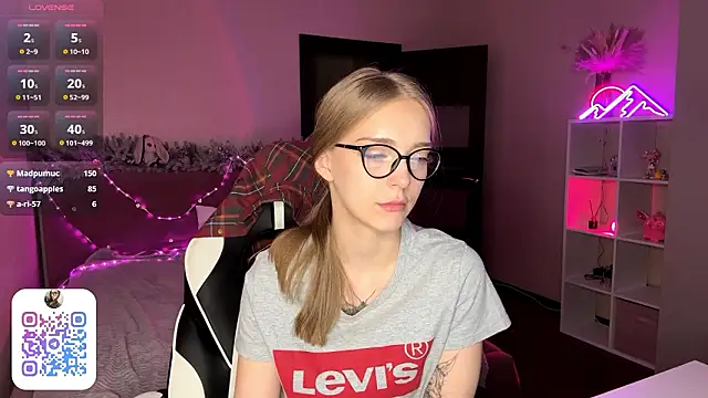 EvaPeace élő XXX-chatje