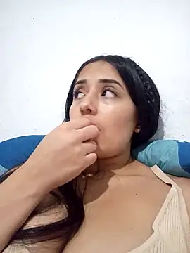 Chatroom XXX en direct de Sofia_888