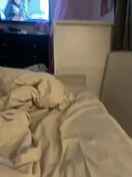 Kinkycouple142: διαδικτυακό σόου στην κάμερα