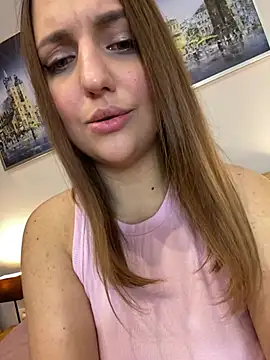 AliceDesmee's Live XXX Chat