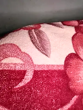 Zu_naa Show in webcam