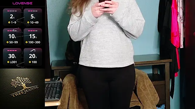 Онлайн чат XXX TreeJeanne