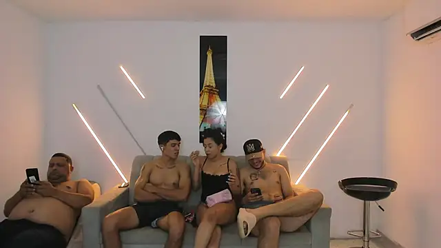 Онлайн чат XXX brutal_sex_room2k