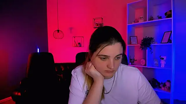 inga_gree Adlı Modelin Canlı XXX Sohbeti