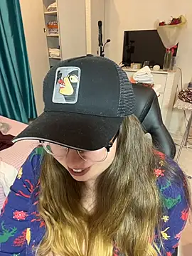 DienkaGreen: онлайн-секс-чат