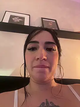 Chat +18 de EmmyEvans1 ao vivo