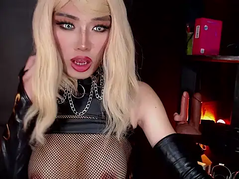 LovelyX0X0 网络视讯表演