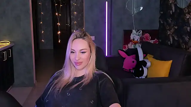 Blckmirrorr Chat XXX in diretta