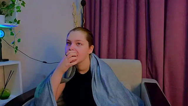 BevHanni: απευθείας συνομιλία ΧΧΧ