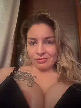 BriannaBrandt: онлайн-секс-чат