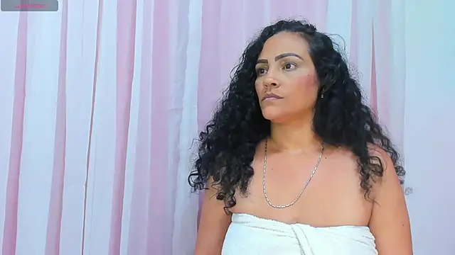 Bianca_slut1: онлайн-секс-чат