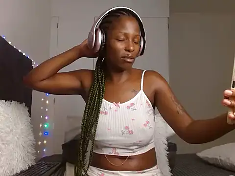 دردشة SoftRosee الجنسية المباشرة