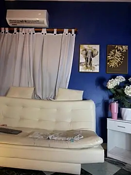 Chat +18 de IriaLux ao vivo