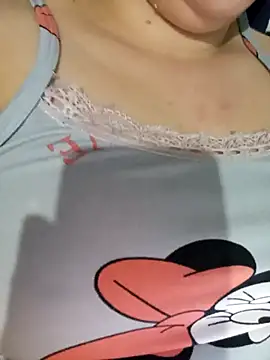 Rouzalinda_1のウェブカメラショー