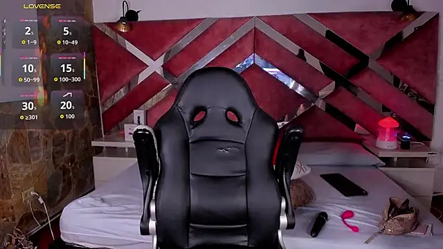 Lily_Queen30 Chat XXX live