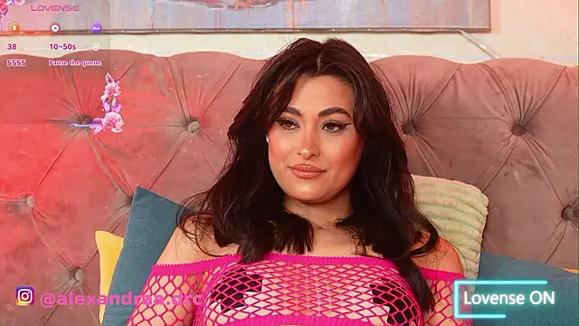 Chat XXX en directo de Pretty_Lia_