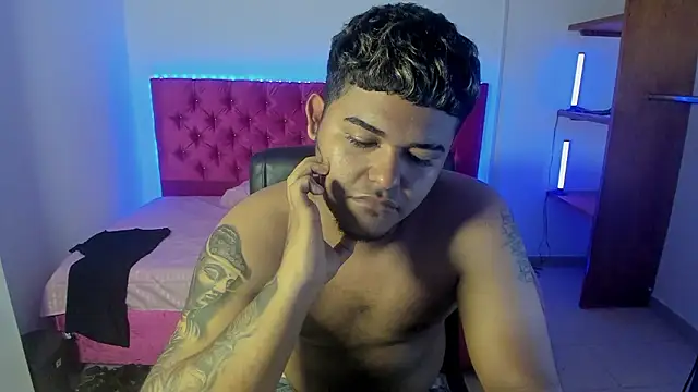 jordan_colman's Webcam Show