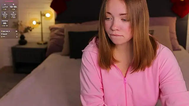 Вебкам-шоу Kiss_Moon