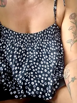 Hotmommax Live XXX Chat