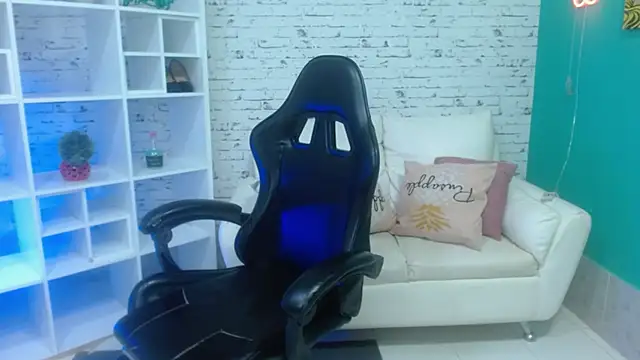 Chat XXX en directo de liss__greys