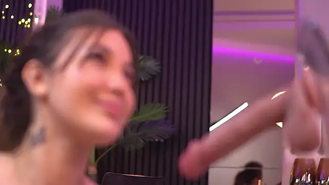 دردشة AkaliLuna الجنسية المباشرة