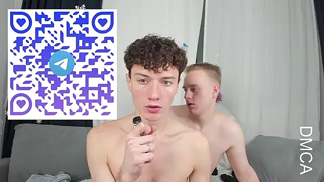 Kevin_Young_Cat Webcam-Show