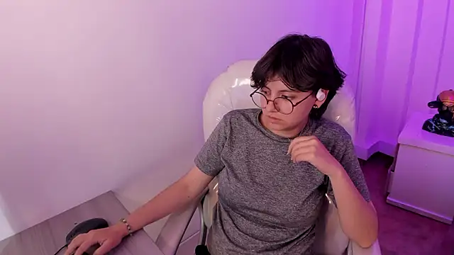 Nathaly_ds élő XXX-chatje