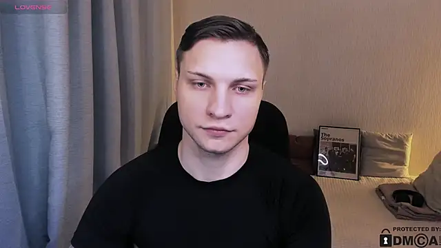 handsome_guy01: απευθείας συνομιλία ΧΧΧ