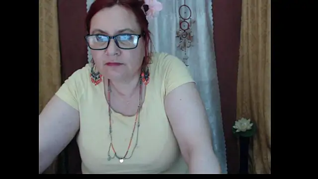 PlayfullMature Chat XXX in diretta