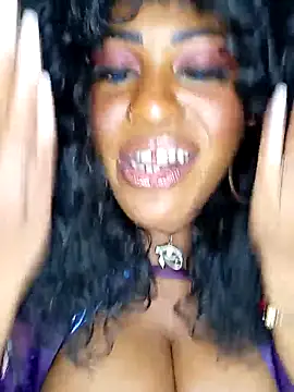 AmazonianMistress লাইভ XXX চ্যাট