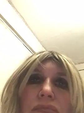 Snejnaya: онлайн-секс-чат