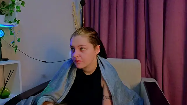 BevHanni Live XXX-chat