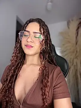 gretta_kler1 现场XXX聊天