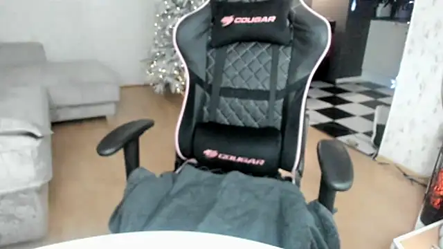 StregaMisteriosa 现场XXX聊天